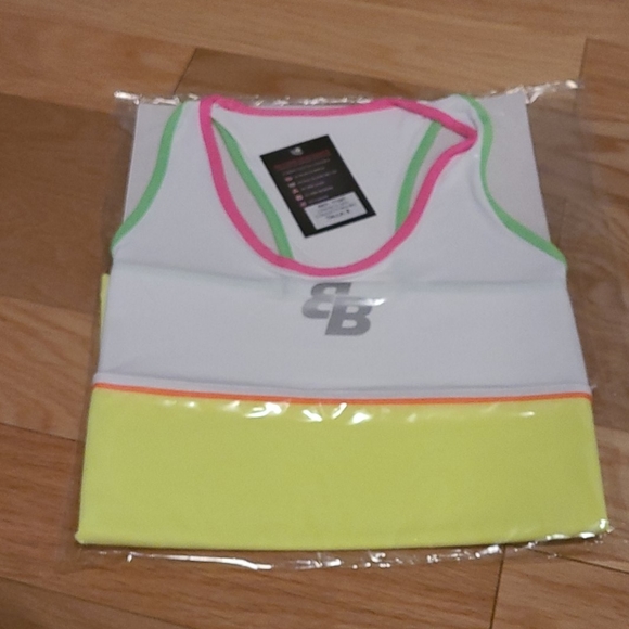 Tennis tank - Picture 1 of 2